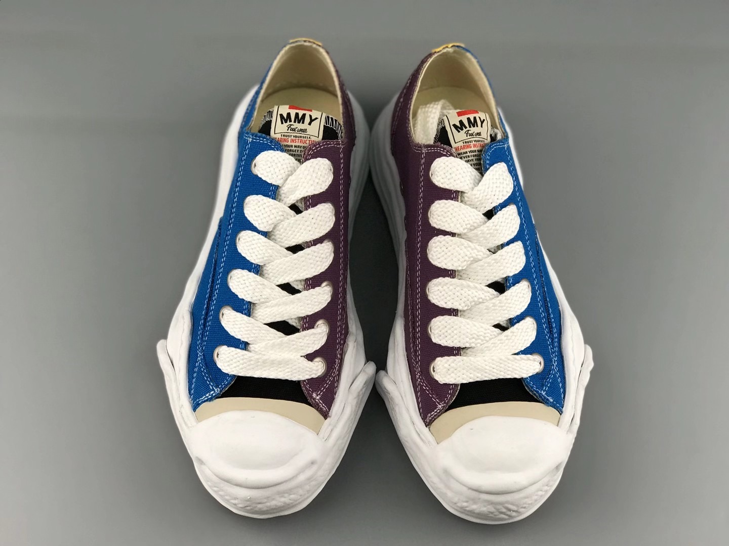 미하라 스니커즈