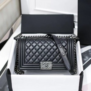 (정품급) 샤넬 보이백 25cm