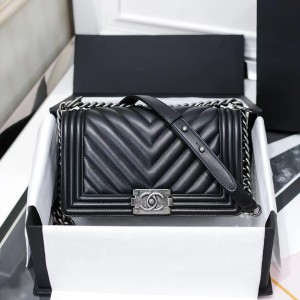 (정품급) 샤넬 보이백 25cm