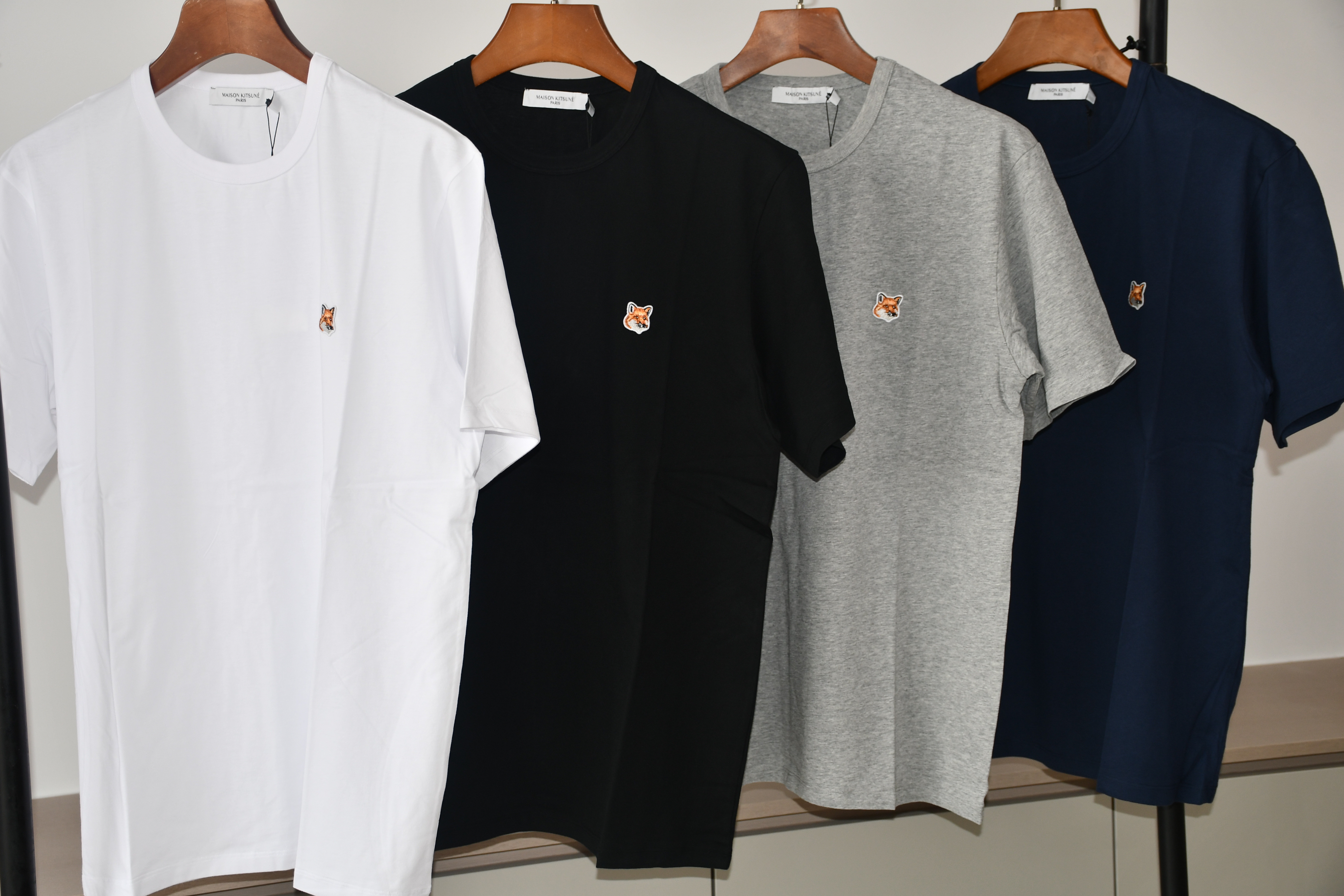 반팔 AM00103KJ0008