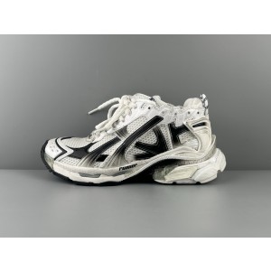 발렌시아가 러너 Runner