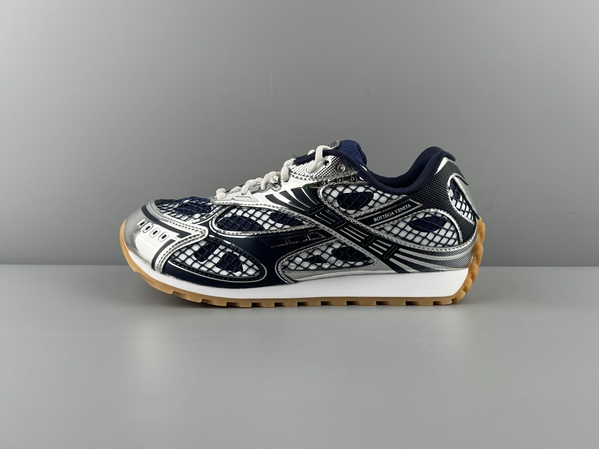 Bottga Veneta Orbit 스니커즈