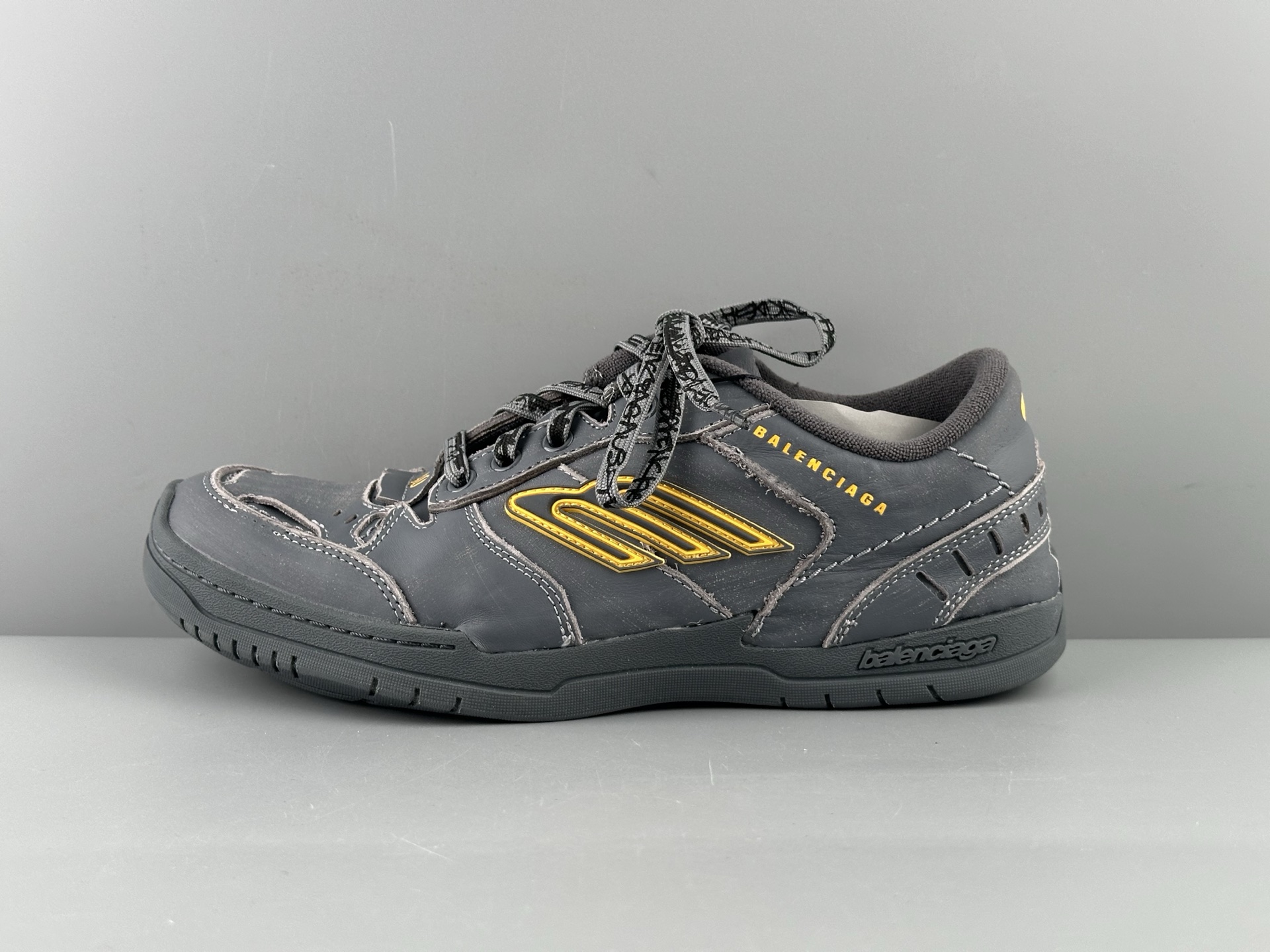 Balenciaga HAMPTONS WORN-OUT