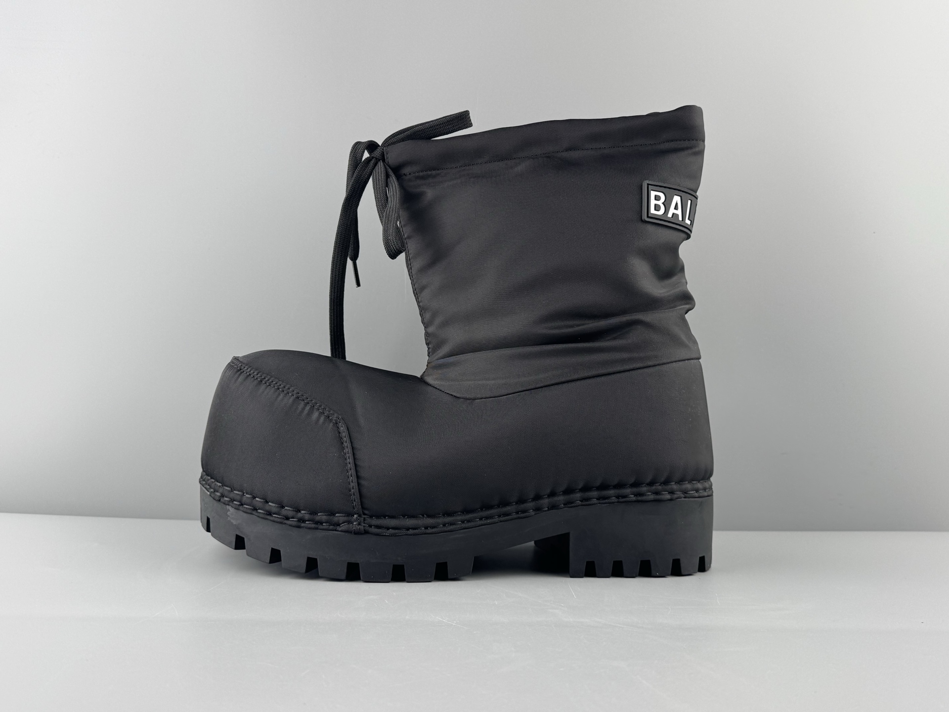 Balenciaga Alaska FW24 SKIWEAR