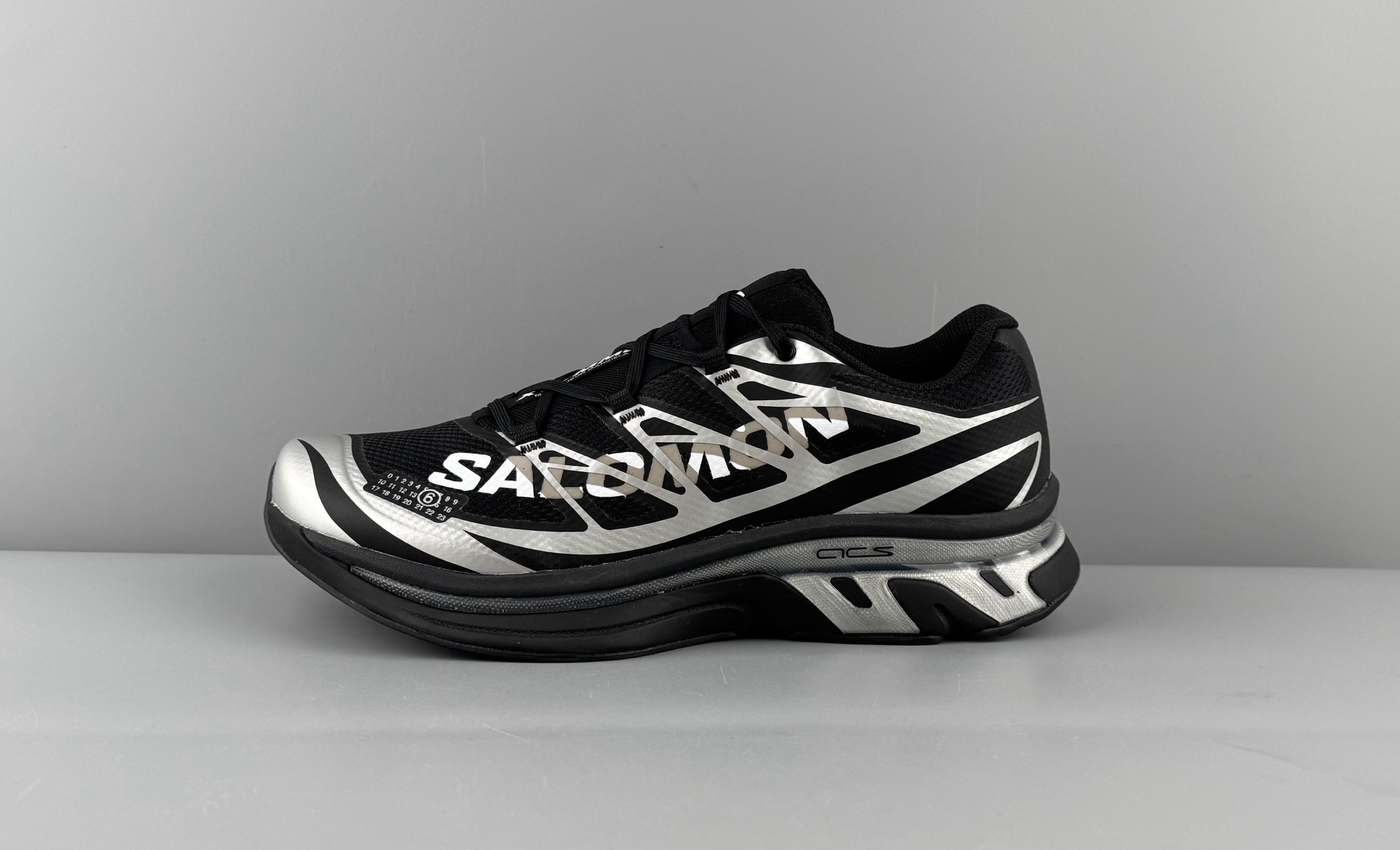 MM6 Maison Margiela x SALOMON