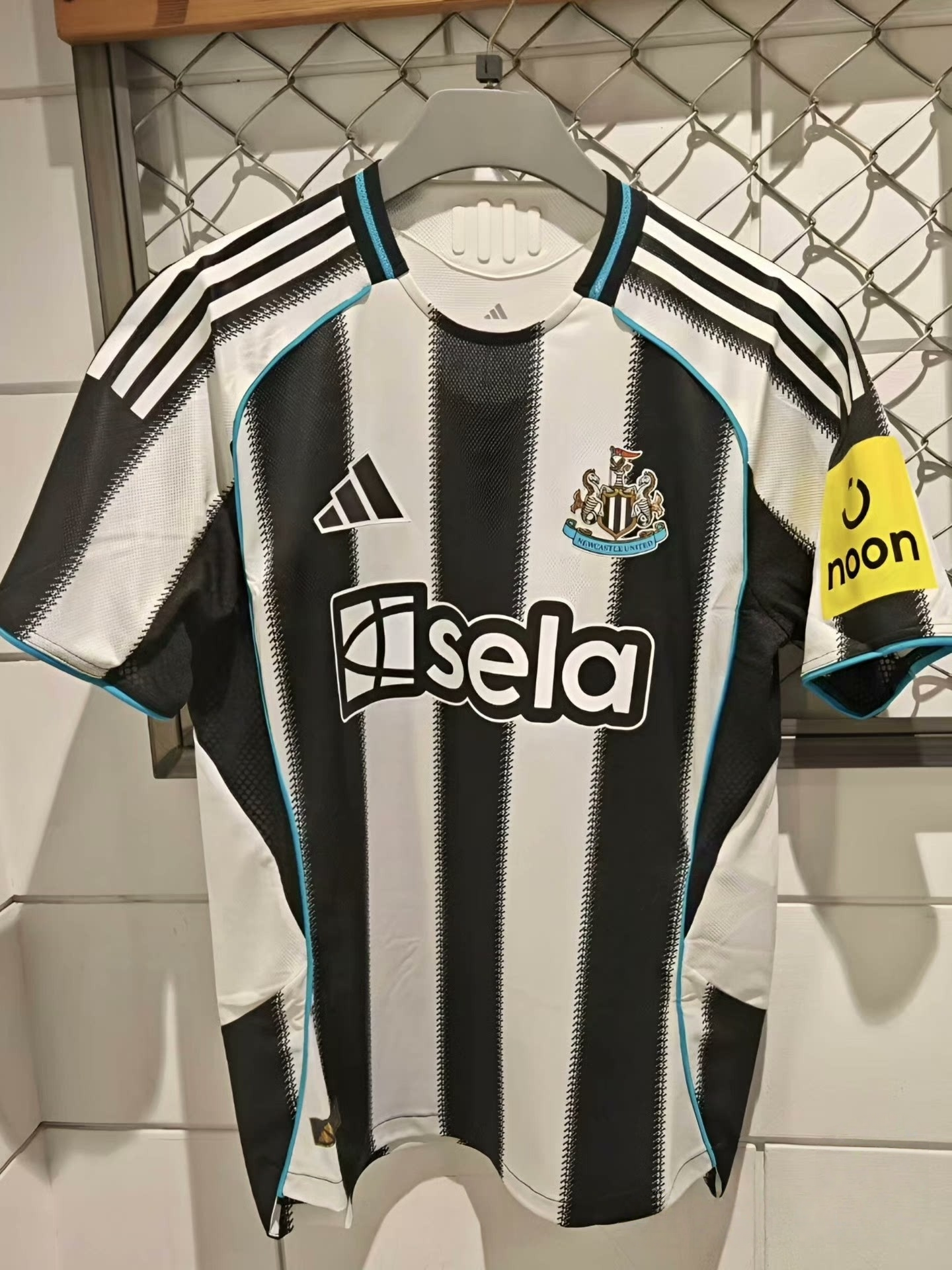 2526시즌 뉴캐슬 어센틱 홈 유니폼