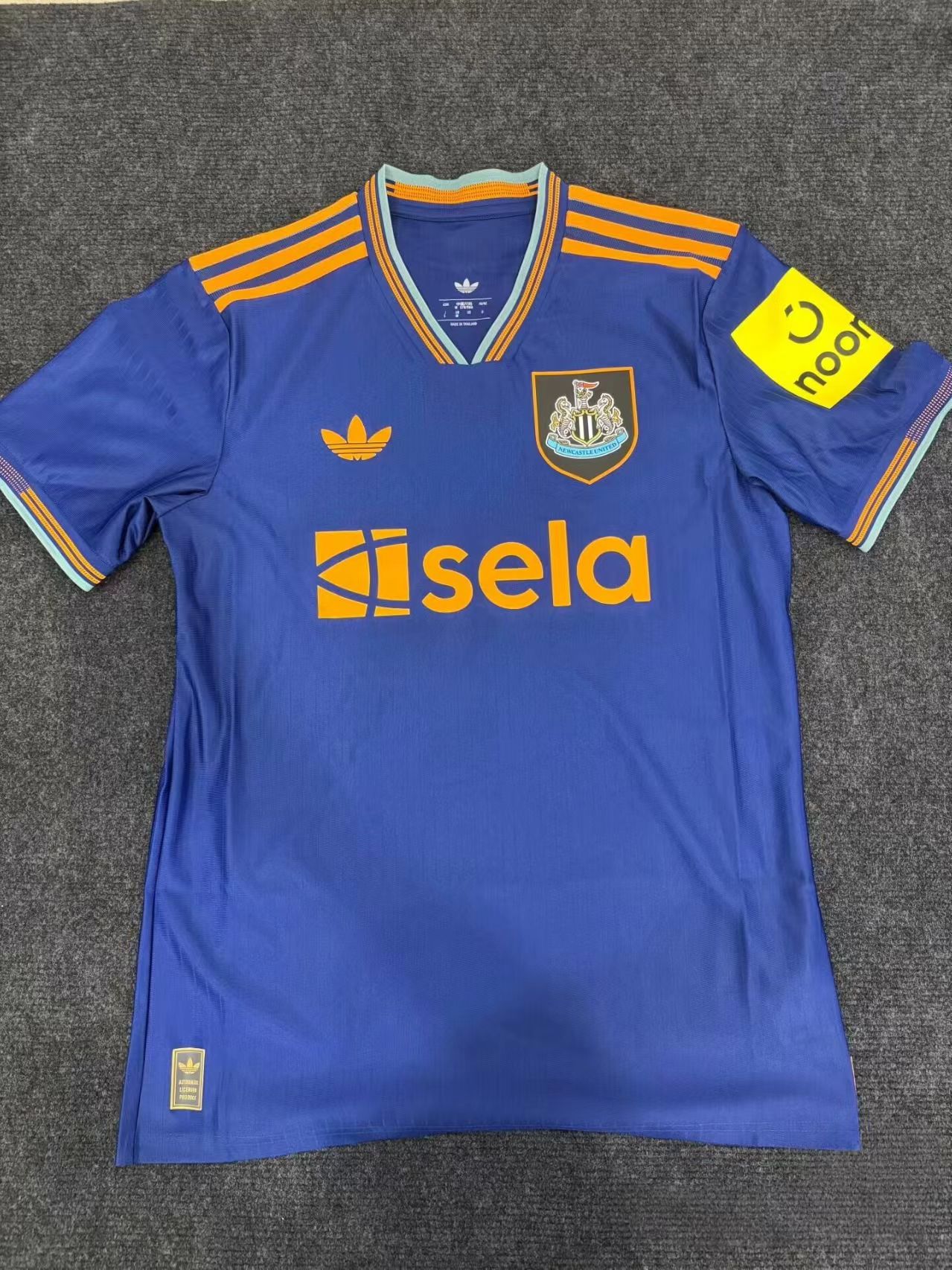 2526시즌 뉴캐슬 어센틱 어웨이 유니폼