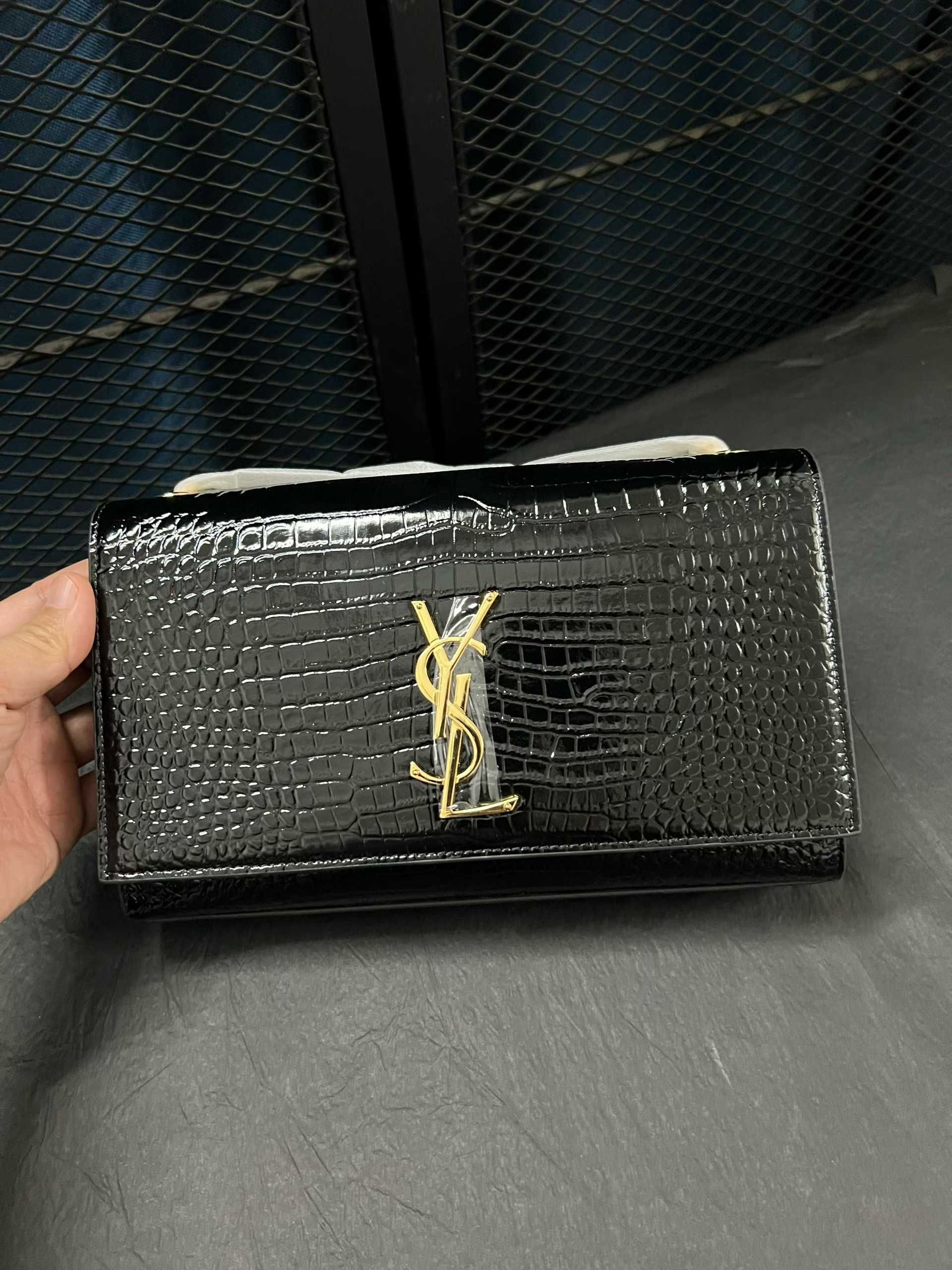 YSL Cassandre (22.5*4*14cm)