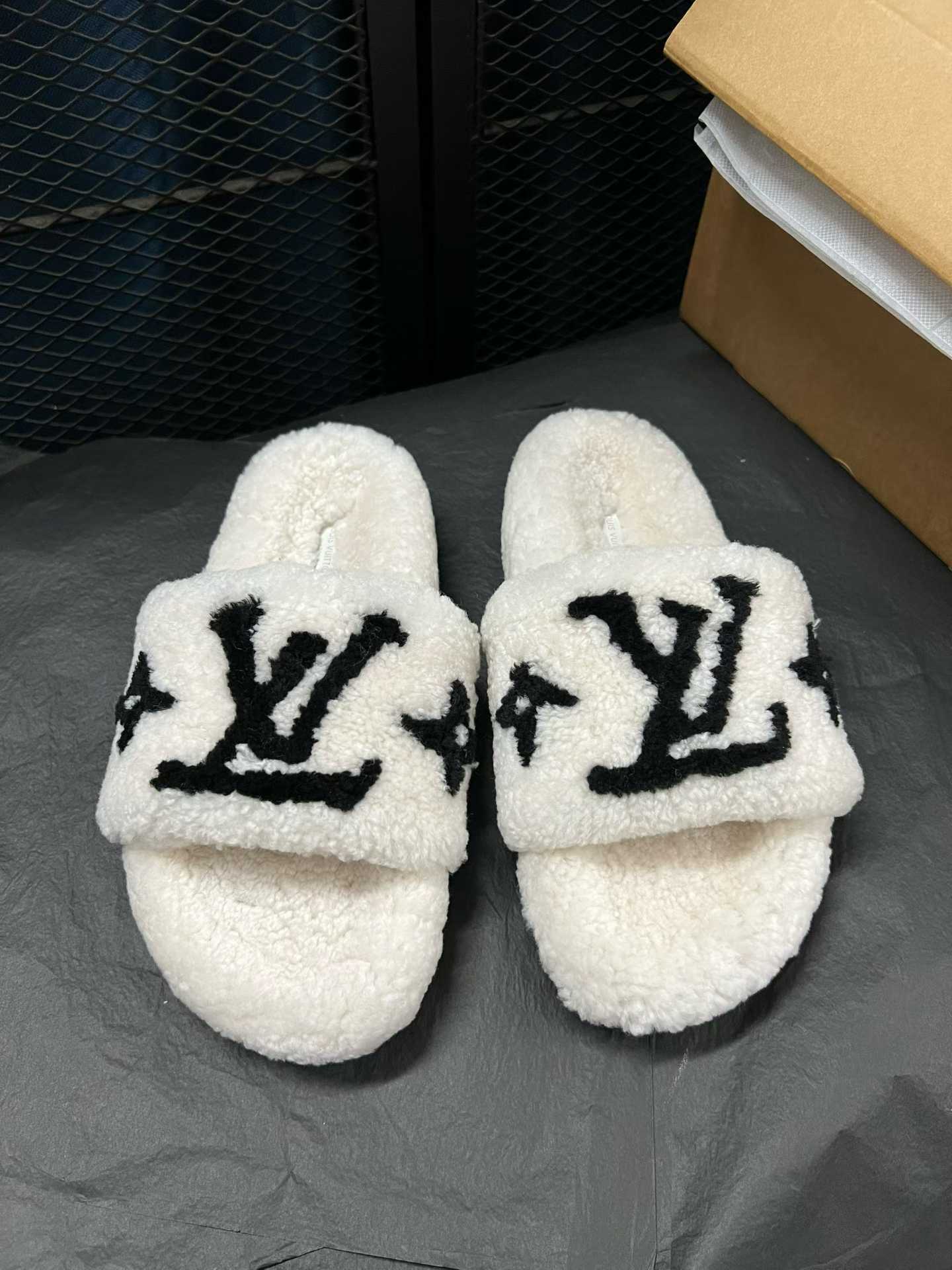 LV Shoes