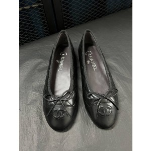 Chanel Shoes(Glossy surface)