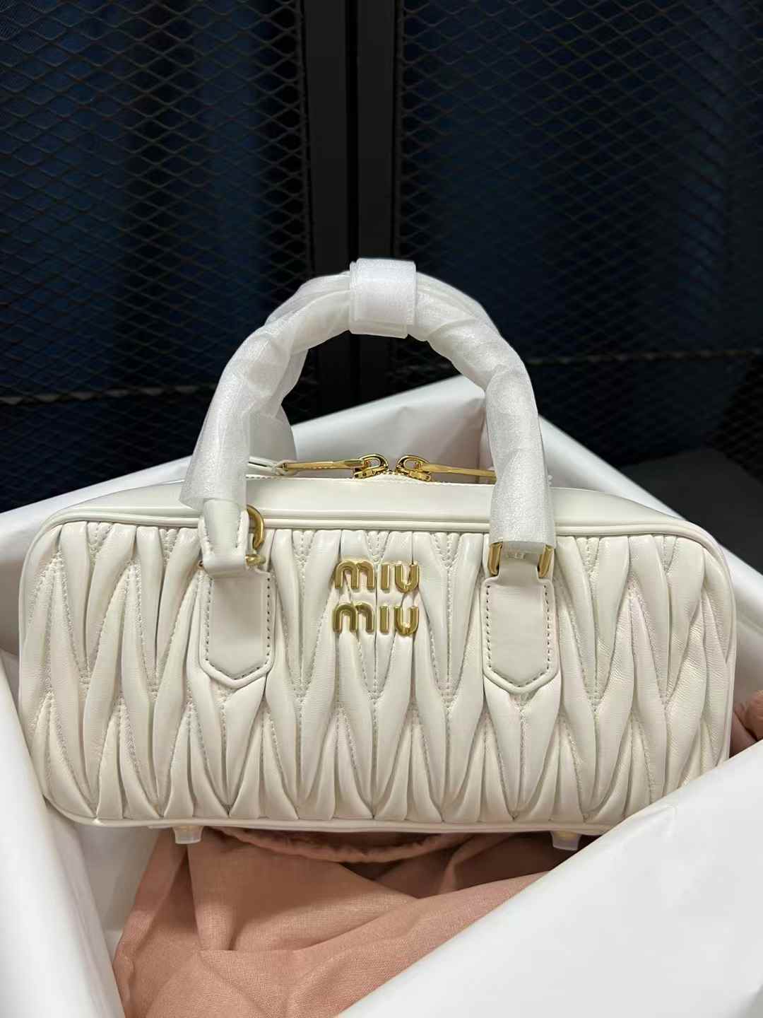 Matelassé (27*9*12cm)