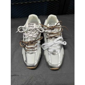 MIUMIU x New Balance NB 530