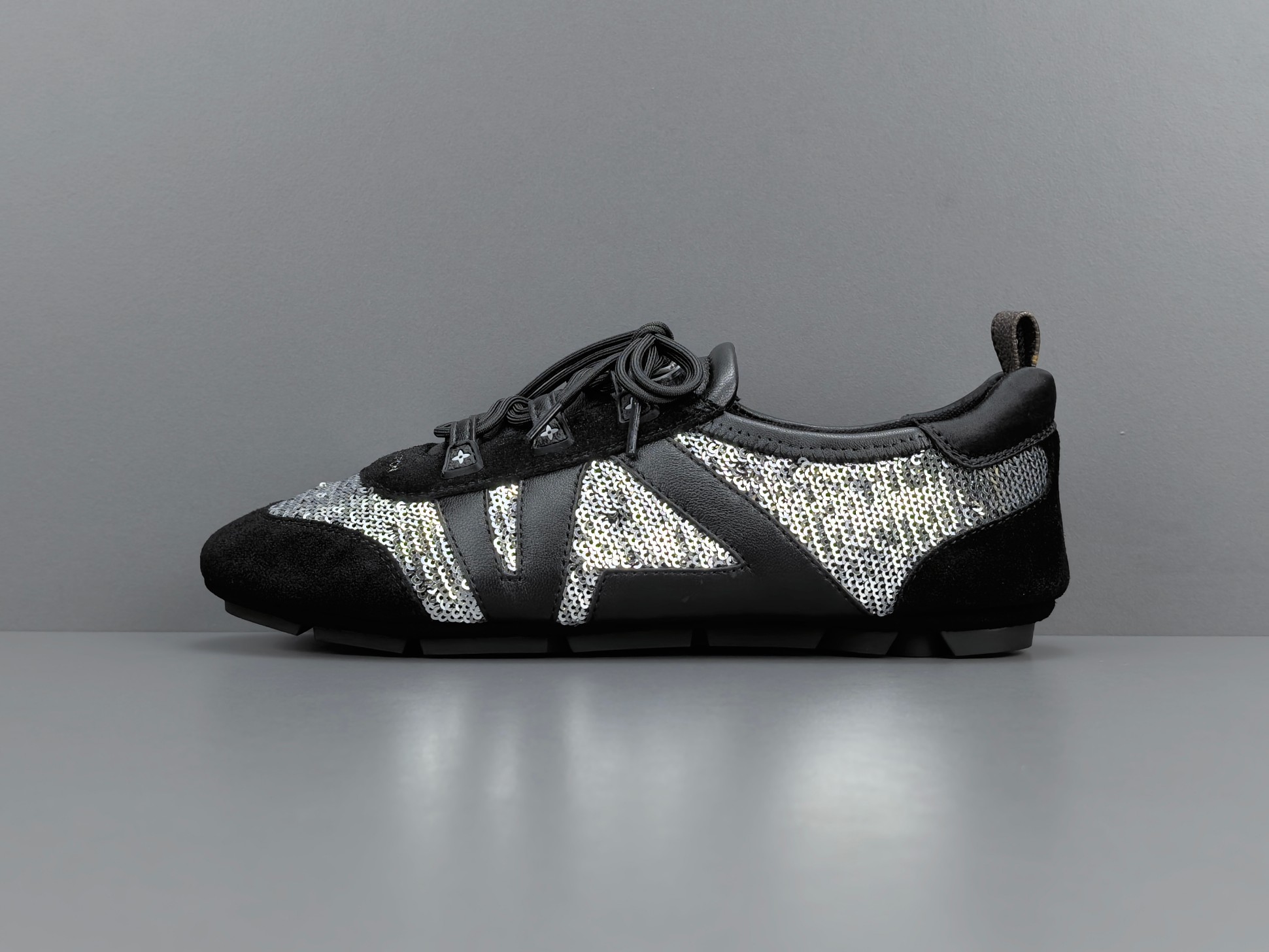 LV Sneakerina